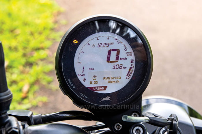 Royal Enfield Hunter 350 vs TVS Ronin comparison